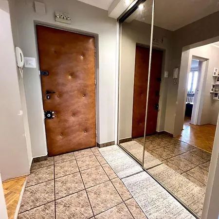 Comfortable In Good Location Διαμέρισμα Βαρσοβία