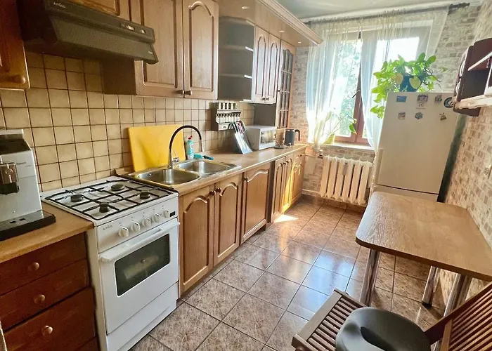 Comfortable In Good Location *