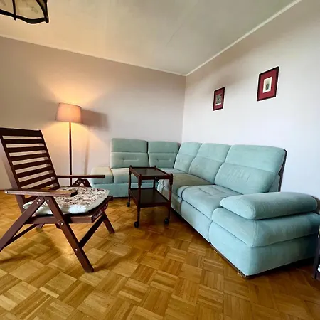 Comfortable In Good Location Warszawa